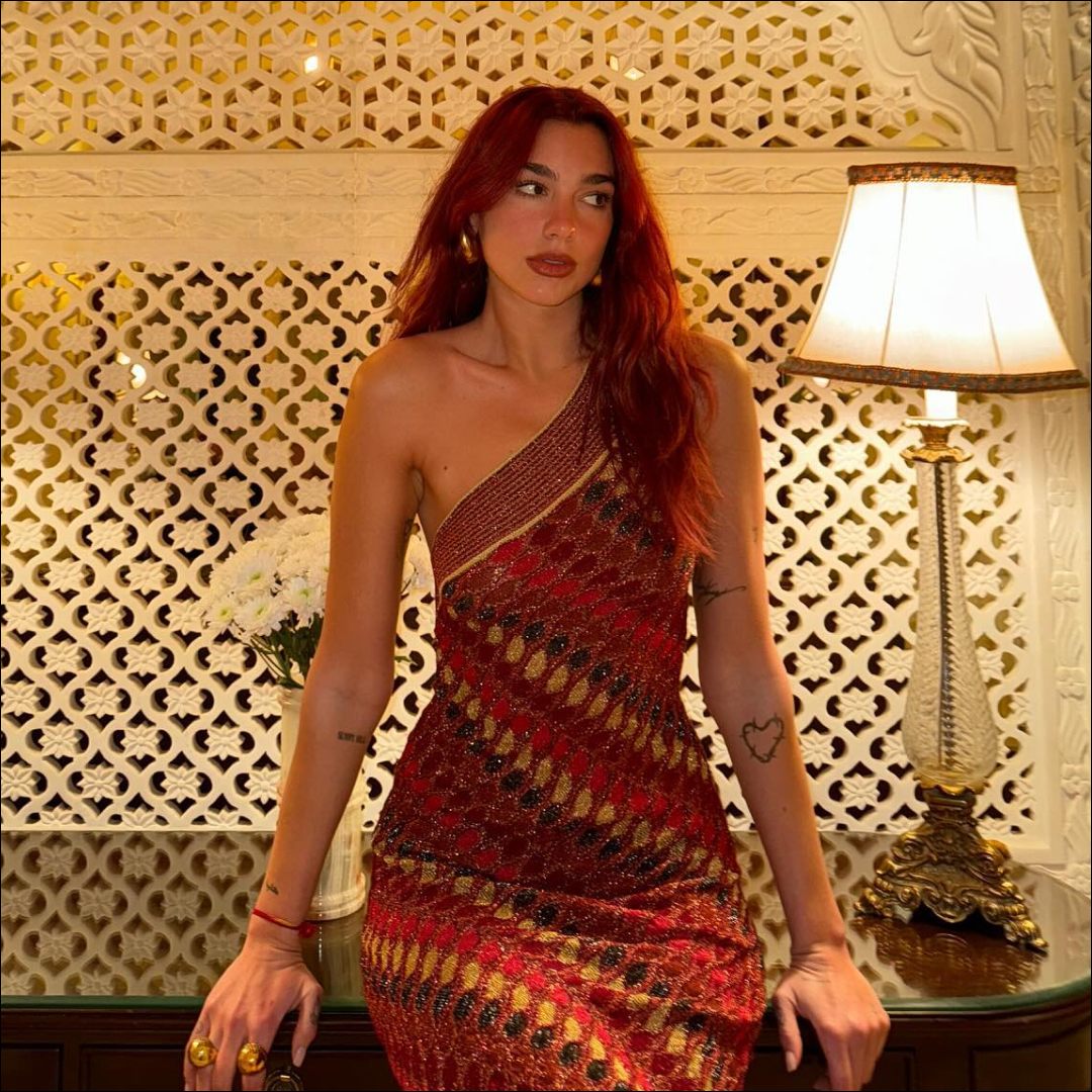 Dua Lipa vacation fashion look 11