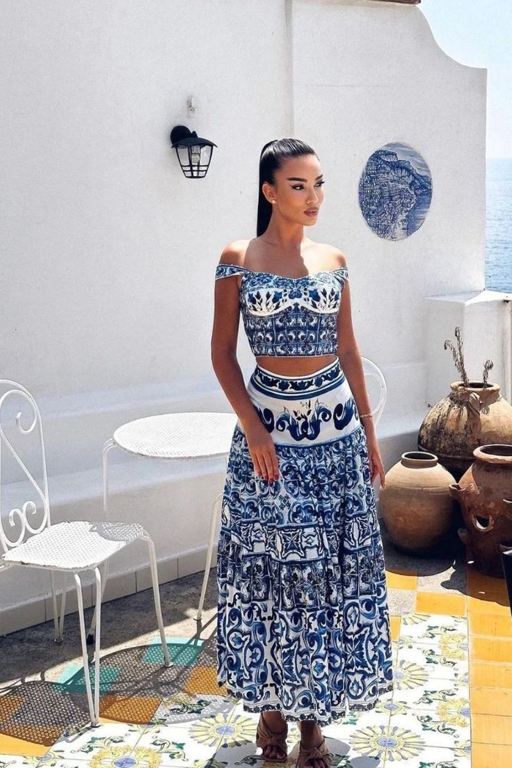 Street-style vacation look 6